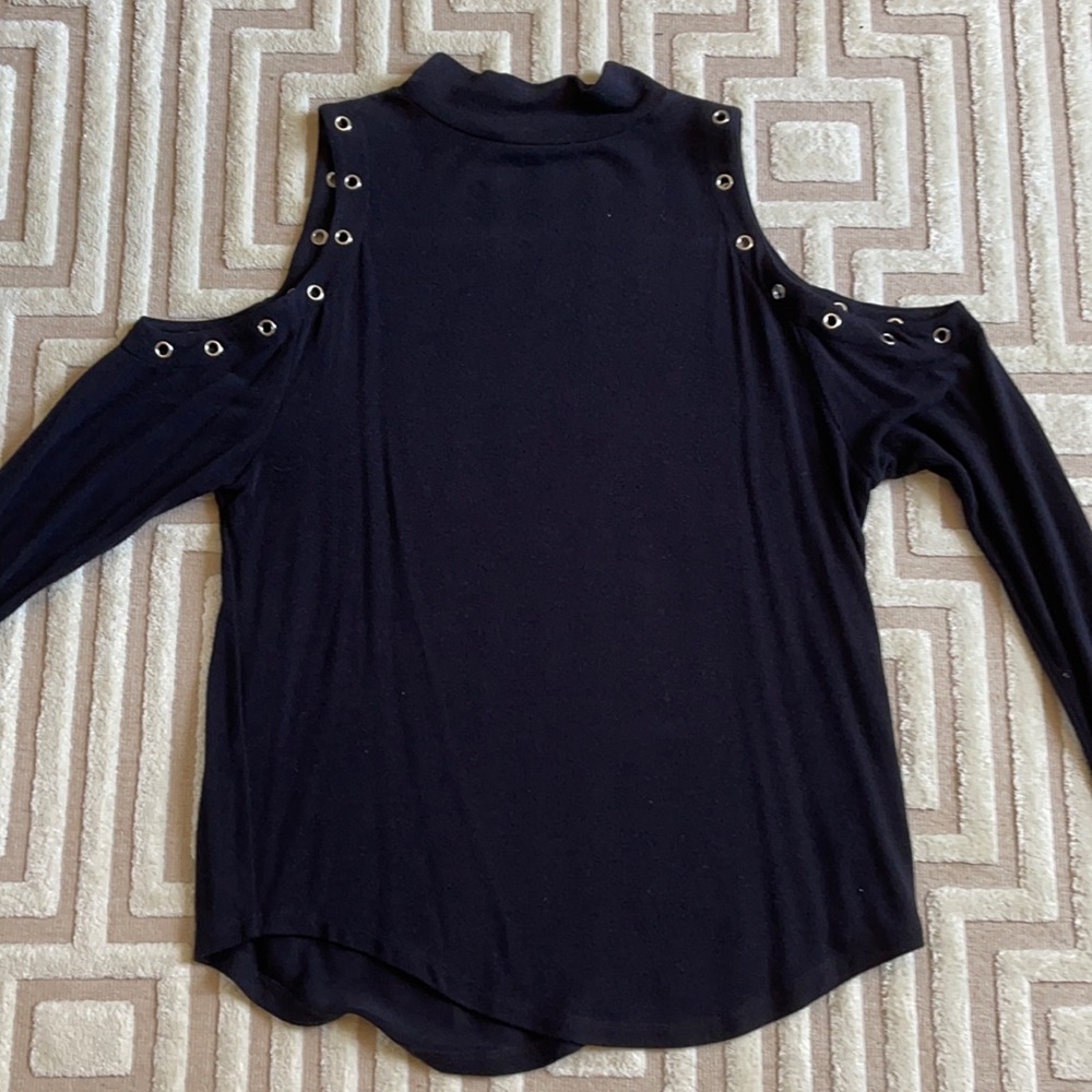 Generation love grommet top
